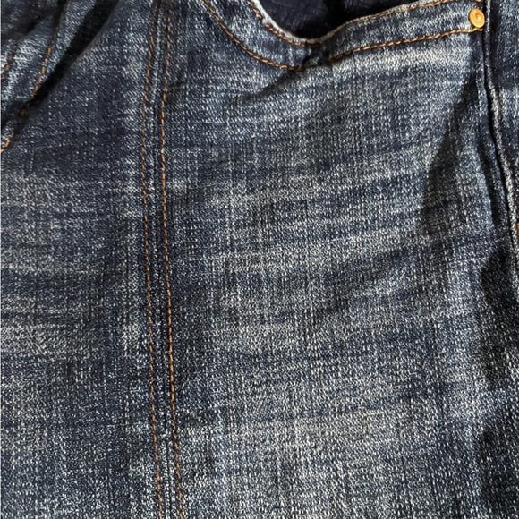 Kut gold label stevie straight with front leg seam details and slit. Size 6 - Picture 9 of 9